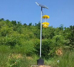 山区农用太阳能杀虫灯